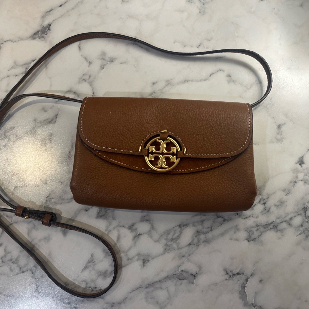 Tory Burch Miller Crossbody Wallet